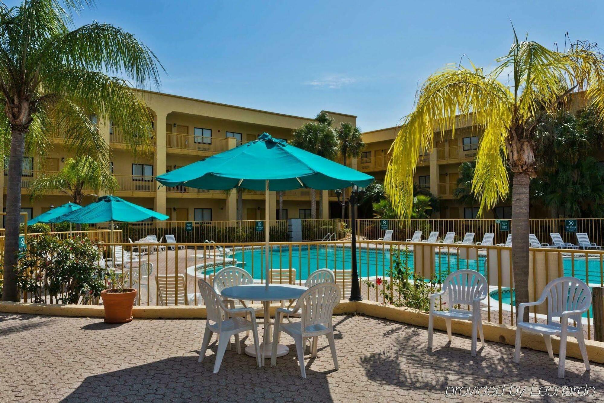 La Quinta By Wyndham Ft. Myers - Sanibel Gateway Hotel Fort Myers Eksteriør billede
